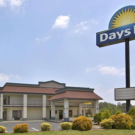Days - Inn - Yanceyville מראה חיצוני תמונה