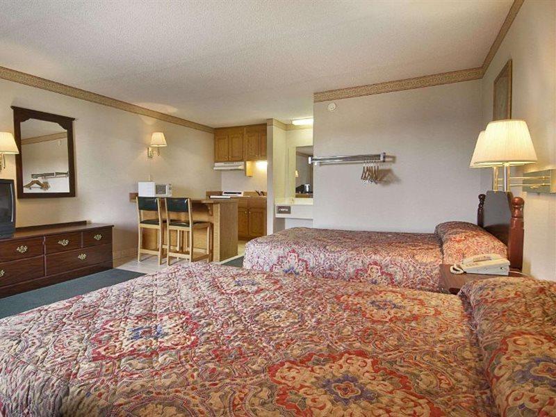 Days - Inn - Yanceyville מראה חיצוני תמונה